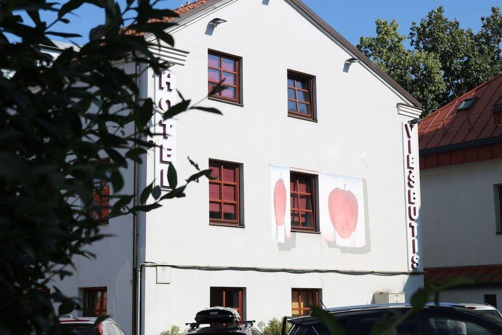 Apple Economy Hotel Kaunas Exterior photo