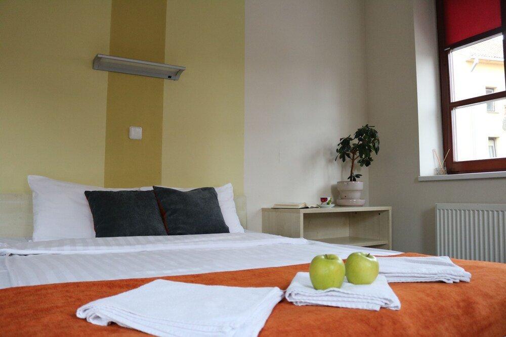 Apple Economy Hotel Kaunas Exterior photo